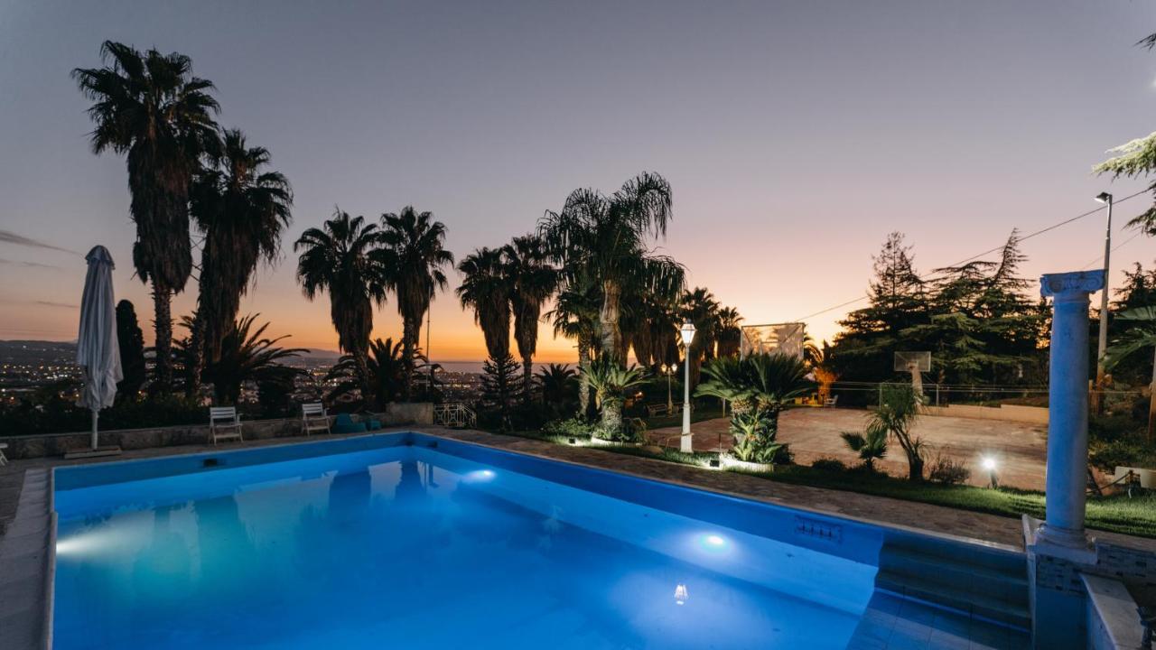 Crystal Villa Patras Exterior foto