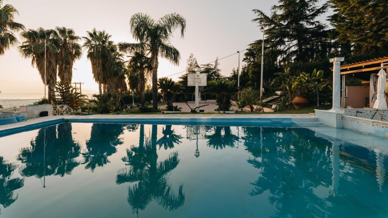 Crystal Villa Patras Exterior foto